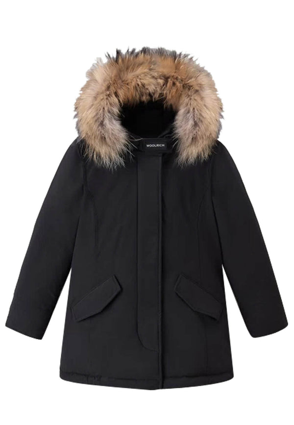 سترة Woolrich Kids Arctic Racoon Parka سوداء للفتيات من قماش رامار