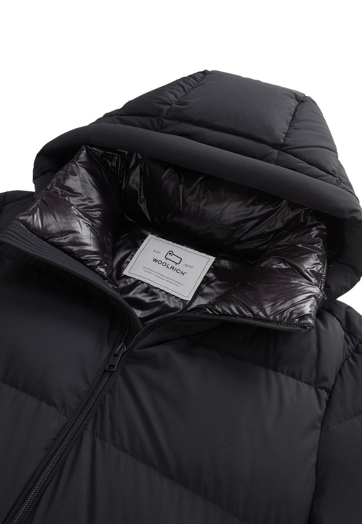 ViaMonte Shop | Woolrich giubbino nero uomo Sierra Supreme in nylon e piuma